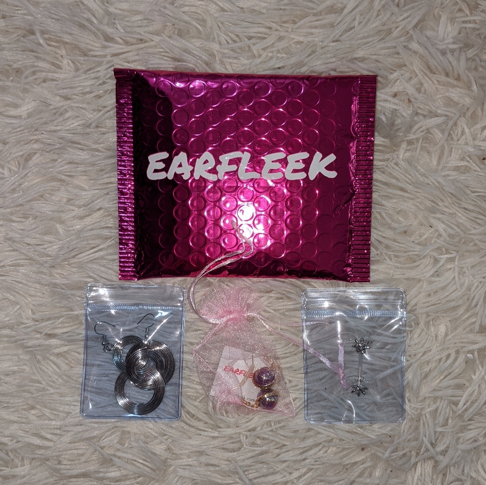 NWT 3 Pairs of Earfleek Earrings